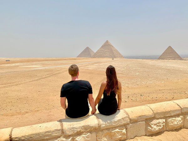 Пирамиды Гиза и Египетский музей, Однодневный тур в Каир из Хургады на самолете